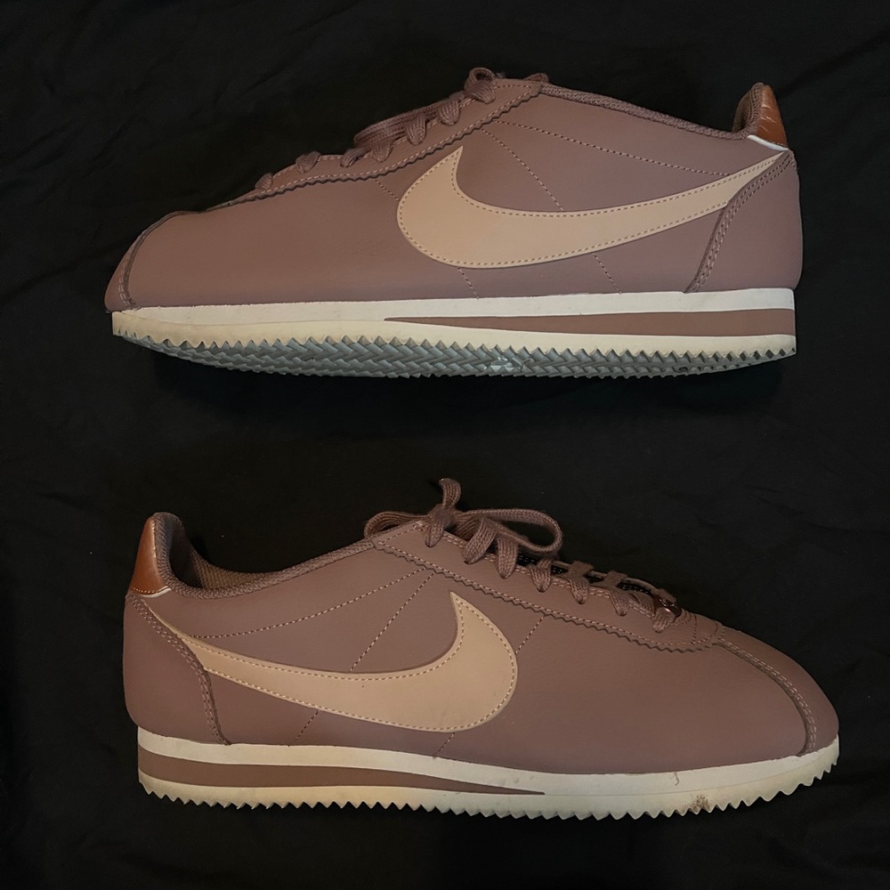 NIKE CORTEZ 1972 Rose Gold
